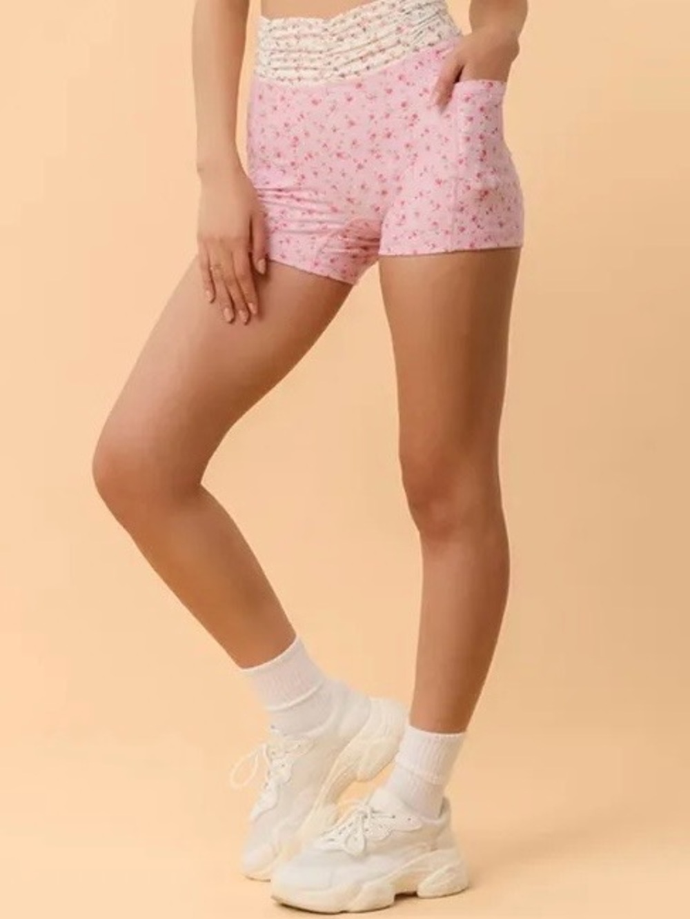 Blogilates Ruched Waist Pink Floral Biker Shorts Sz 1x